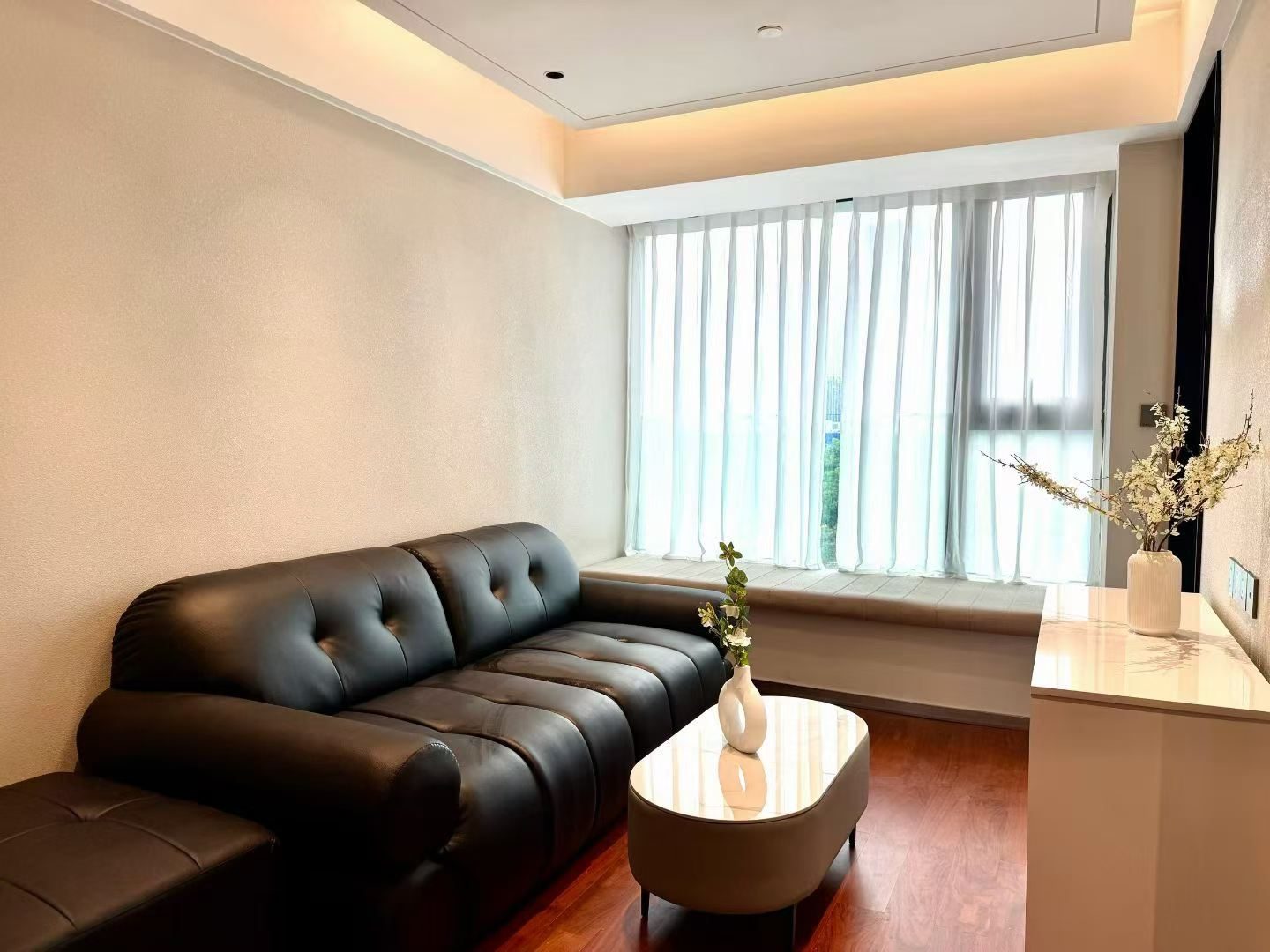 Poly Tianyue 1BR and 3BR units